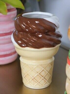 New Ice Cream Cone Ceramic Vase - Pink & Brown Decorative .
